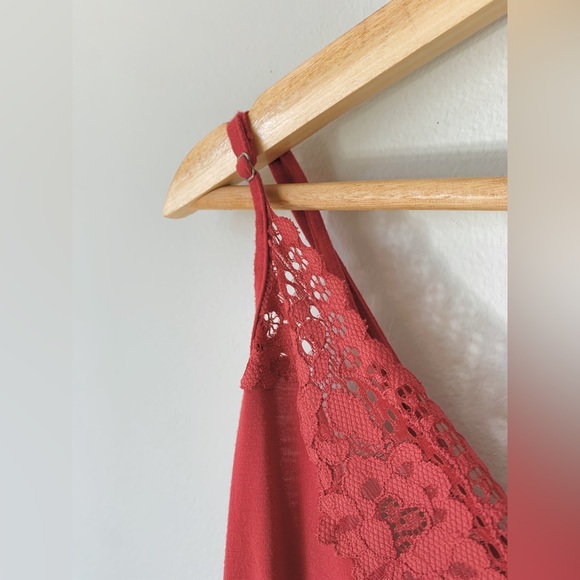 🌺SOLD🌺Pink Berry Victoria’s Secret Sleep Romper Small - Picture 3 of 5